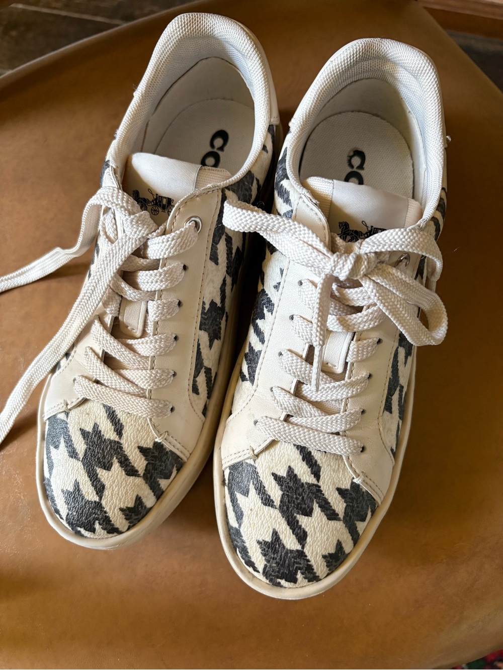 Coach Cream & Black Houndstooth Low-Top Sneakers